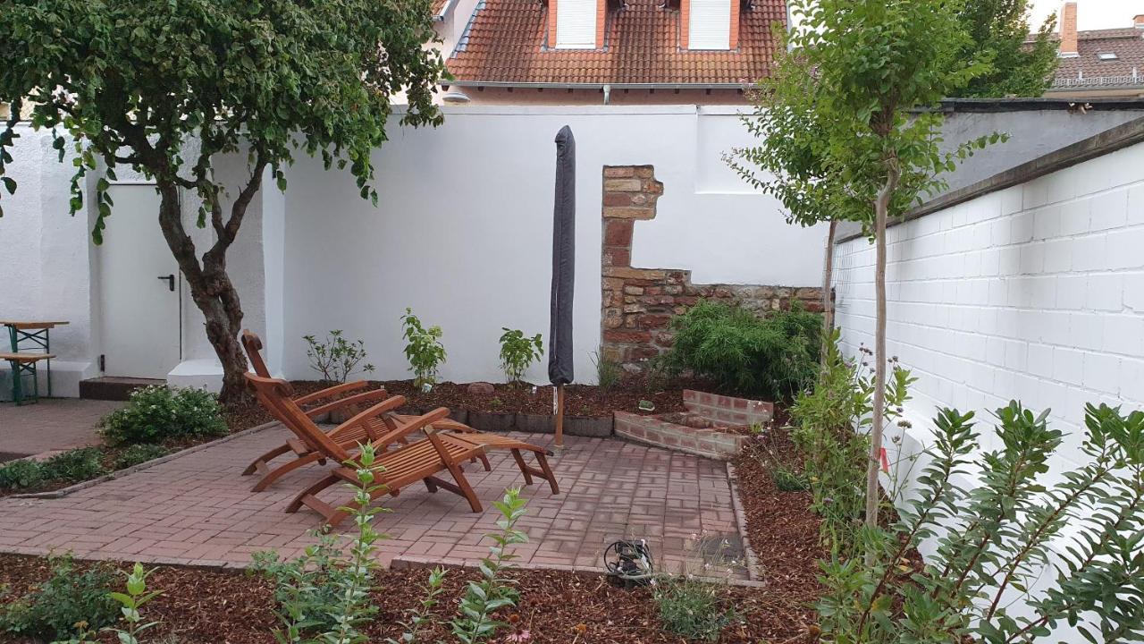 Charming Oldtown City Apartment Worms Exterior foto